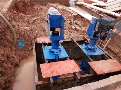 圖2:LZ550雙泵型細(xì)沙回收機(jī) 圖2:LZ550雙泵型細(xì)沙回收機(jī)